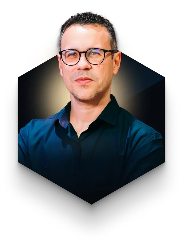 Prof. Dr. Tiago Ferreira